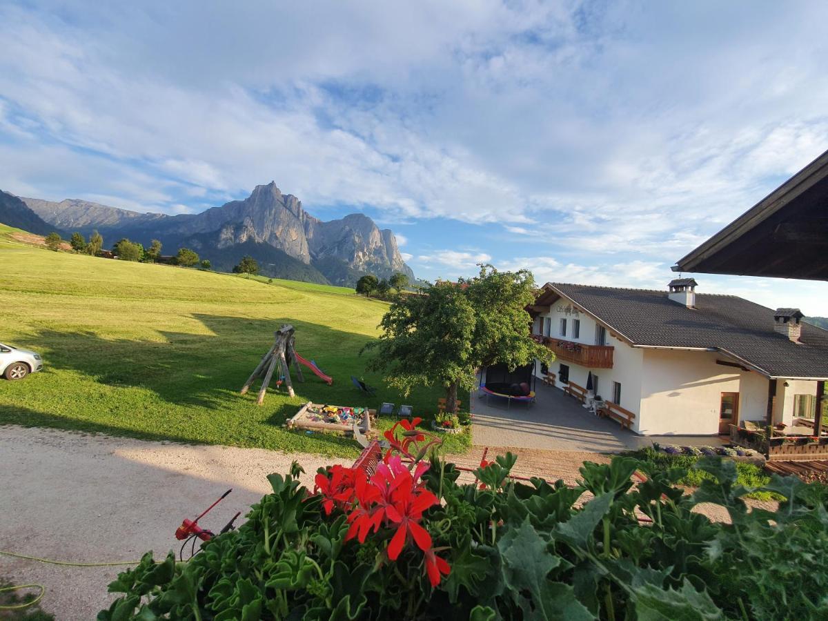 Apartments Schererhof Castelrotto Luaran gambar