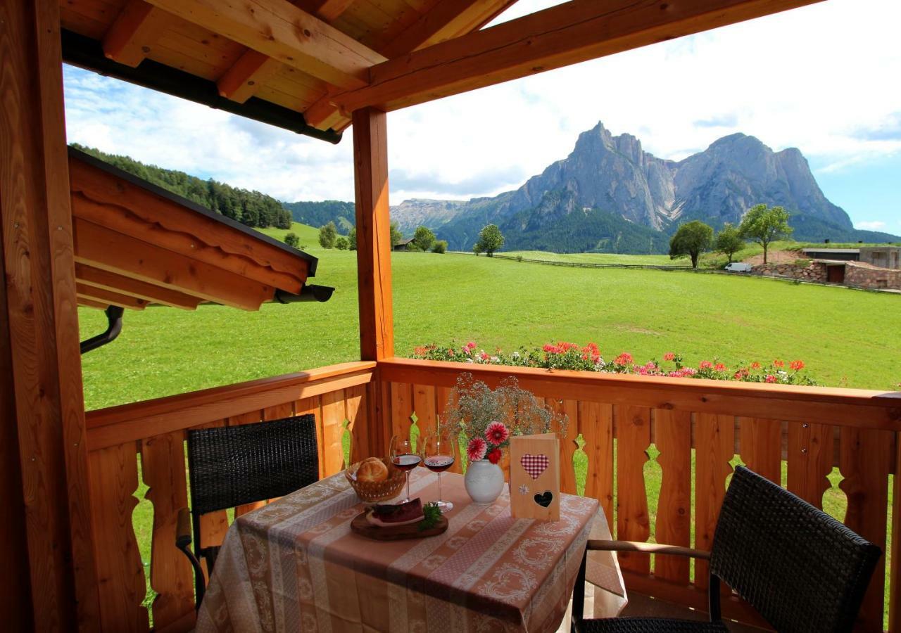 Apartments Schererhof Castelrotto Luaran gambar